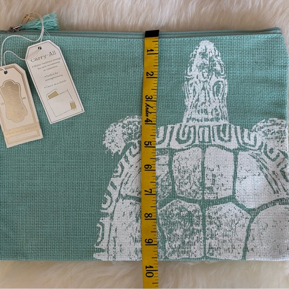Mudpie Sea Turtle Carry All Bag Clutch Makeup - Picture 8 of 9